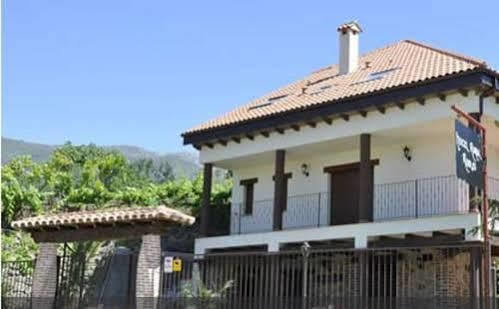 Hotel Rural Robles Jarandilla de la Vera Esterno foto